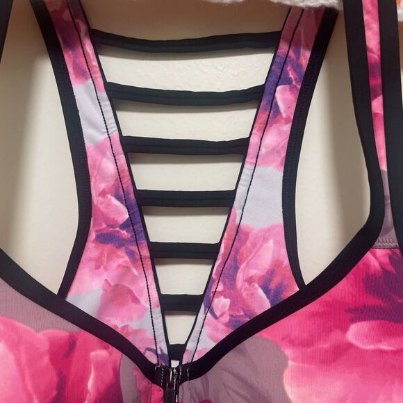 Victoria's Secret ULTIMATE Push Up Sports Bra Women's Medium Front Zip Wireless - Picture 2 of 7